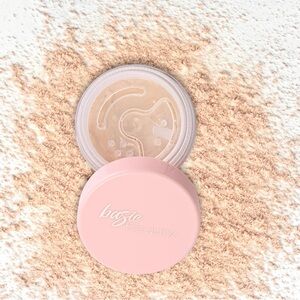 Basic Beauty BANANA SETTING POWDER 4g BRAND NEW/SEALED